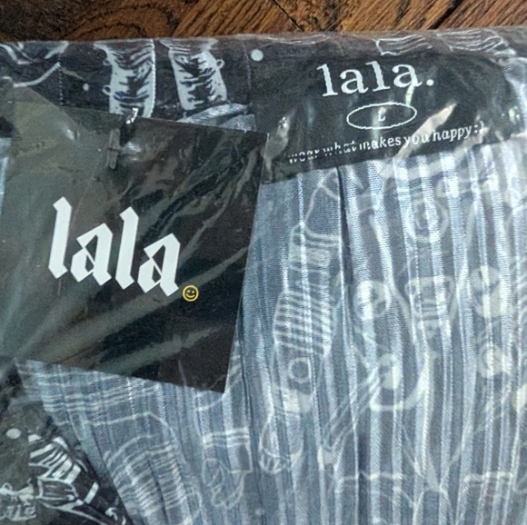 NWT - Dressed In LALA Interstellar Plissé Top and Pants - Picture 11 of 12
